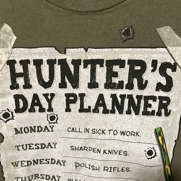 HUNTER’S Day Planner Tee 🔥 - Picture 3 of 6